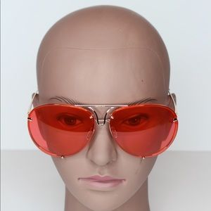 Wide styled aviators